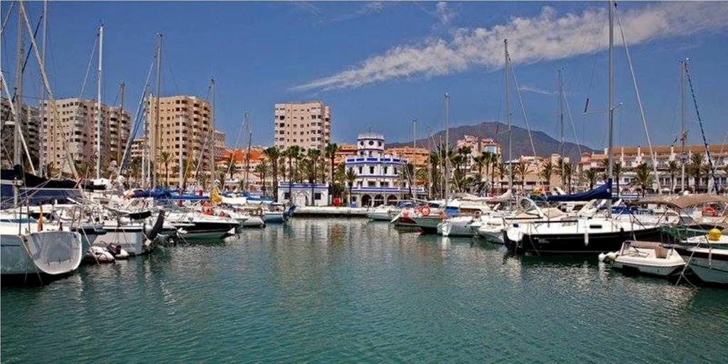 Estepona Marina Appartement Buitenkant foto