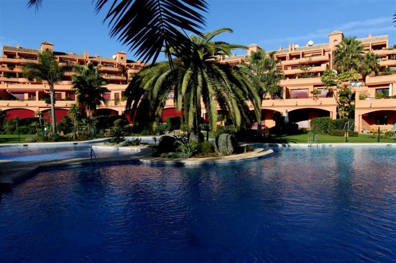 Estepona Marina Appartement Buitenkant foto